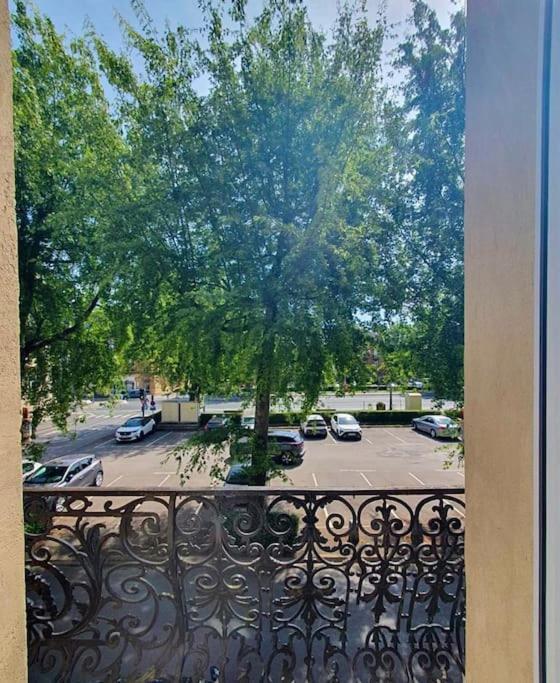 L'Alsace - Tout Confort Charleville-Mézières Екстериор снимка