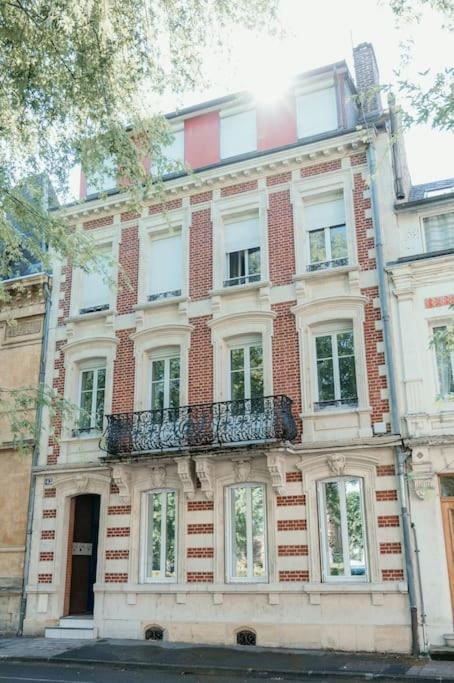 L'Alsace - Tout Confort Charleville-Mézières Екстериор снимка